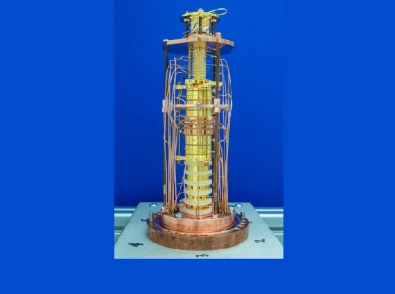 ALPHATRAP trap tower